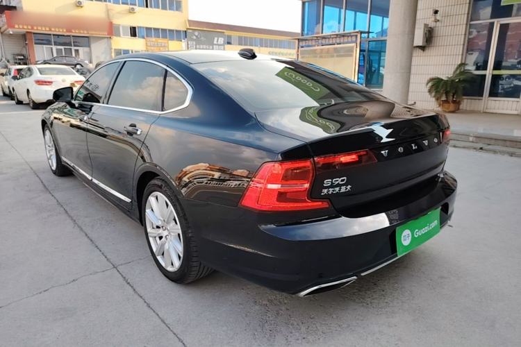 Used Volvo S90 2020 T5 Zhiyi Luxury Edition Rear Left 45 Deg