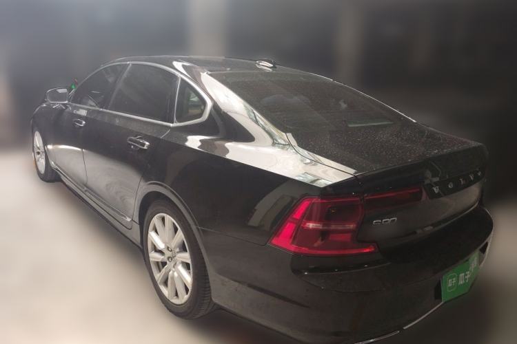Used Volvo S90 2020 T5 Zhiyuan Luxury Edition Rear Left 45 Deg