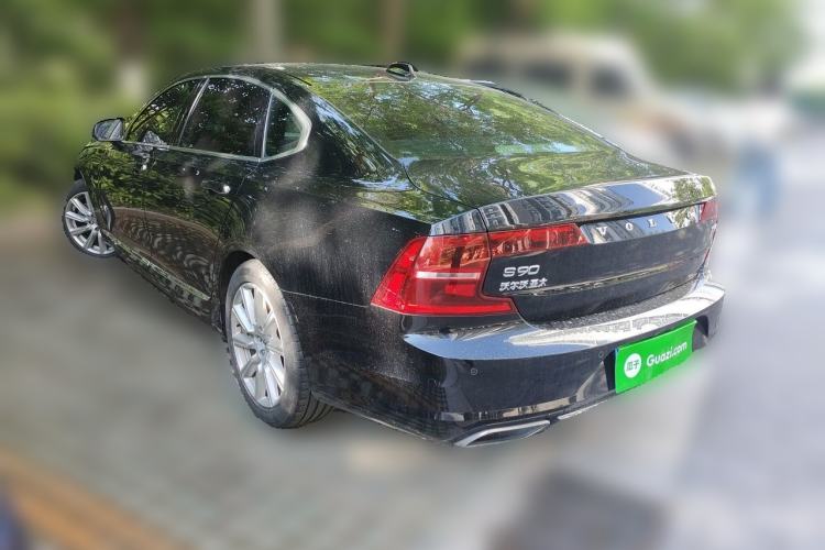 Used Volvo S90 2020 T5 Zhiyi Luxury Edition Rear Left 45 Deg