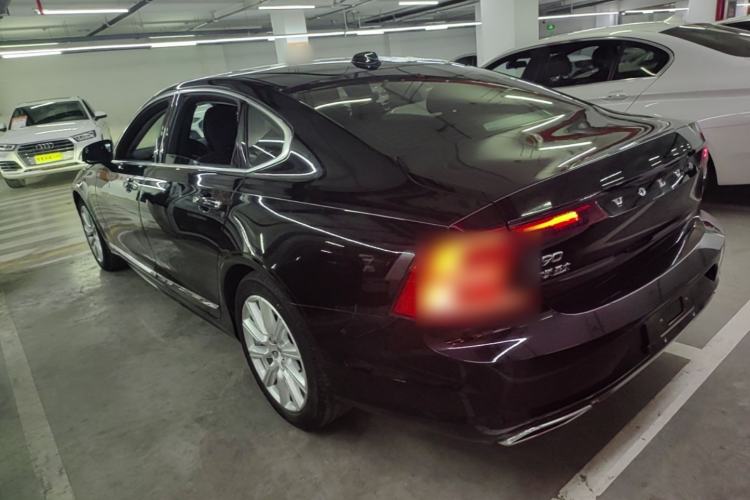 Used Volvo S90 2020 T5 Zhiyi Luxury Edition Rear Left 45 Deg