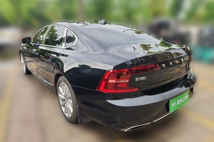 Used Volvo S90 2020 T5 Zhiyi Luxury Edition Rear Left 45 Deg