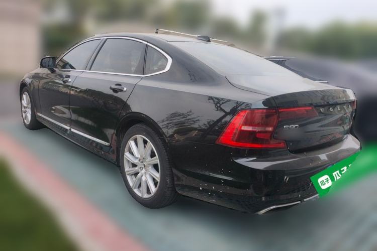 Used Volvo S90 2020 T4 SmartDrive Luxury Edition Rear Left 45 Deg
