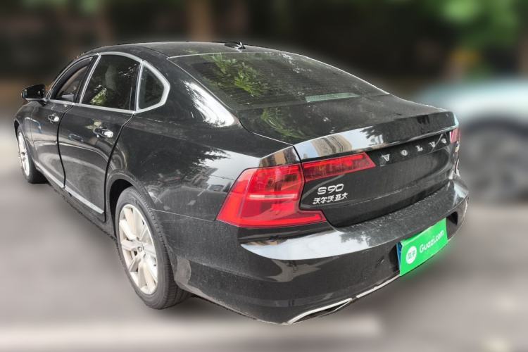 Used Volvo S90 2020 T5 Zhiyi Luxury Edition Rear Left 45 Deg