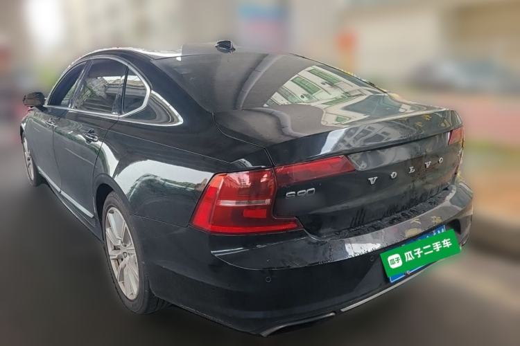 Used Volvo S90 2020 T5 Zhiyi Luxury Edition Rear Left 45 Deg