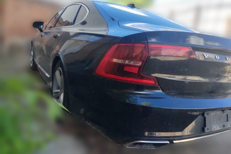 Used Volvo S90 2020 T5 Zhiyi Luxury Edition Rear Left 45 Deg