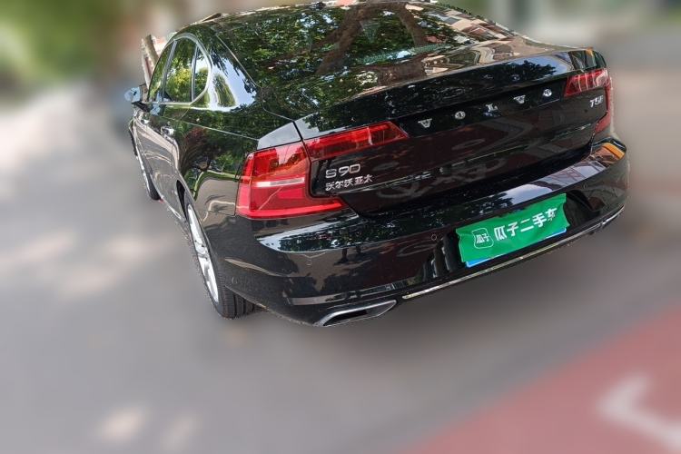 Used Volvo S90 2020 T5 Zhiyi Luxury Edition Rear Left 45 Deg