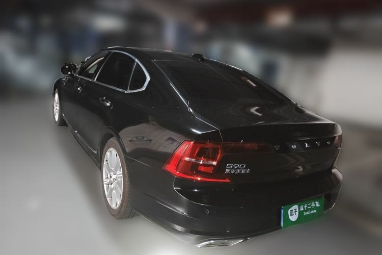 Used Volvo S90 2020 T5 Zhiyi Luxury Edition Rear Left 45 Deg