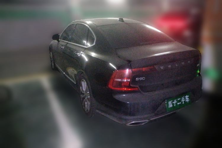Used Volvo S90 2020 T5 Zhiyi Luxury Edition Rear Left 45 Deg