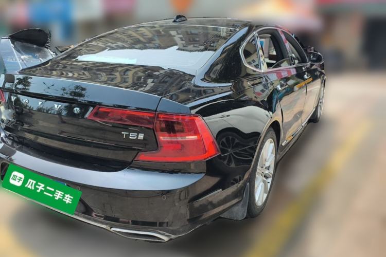 Used Volvo S90 2020 T5 Zhiyi Luxury Edition Rear Right 45 Deg