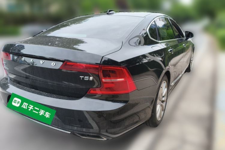 Used Volvo S90 2020 T5 Zhiyi Luxury Edition Rear Right 45 Deg