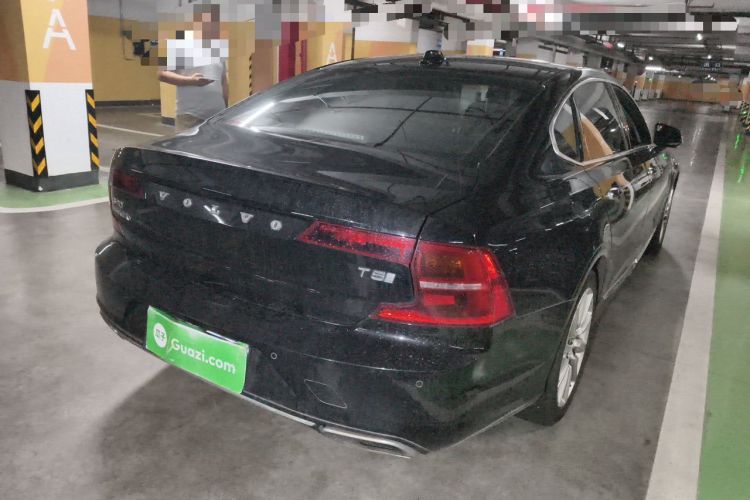 Used Volvo S90 2020 T5 Zhiyi Luxury Edition Rear Right 45 Deg