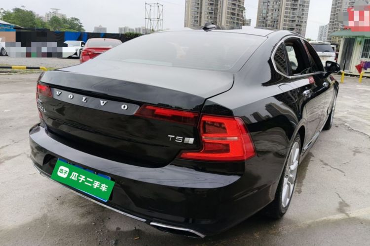 Used Volvo S90 2020 T5 Zhiyi Luxury Edition Rear Right 45 Deg
