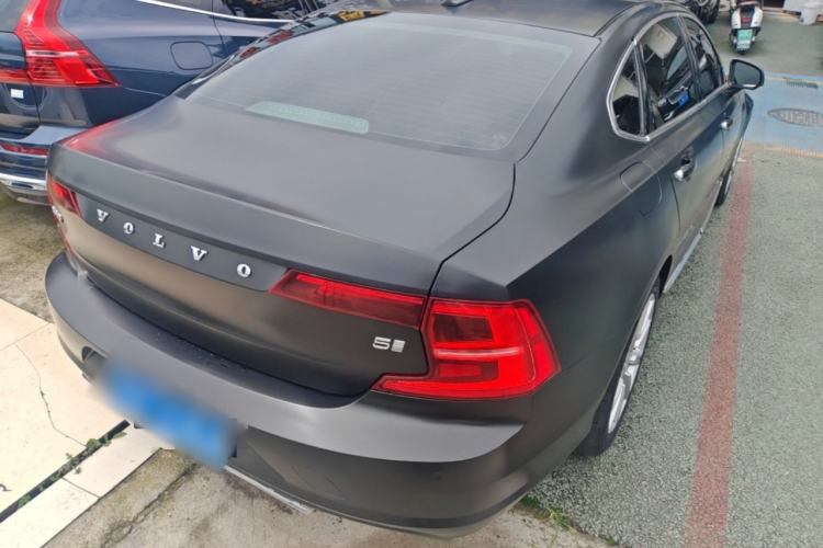 Used Volvo S90 2020 T5 Zhiyi Luxury Edition Rear Right 45 Deg