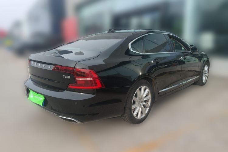 Used Volvo S90 2020 T5 Zhiyi Luxury Edition Rear Right 45 Deg