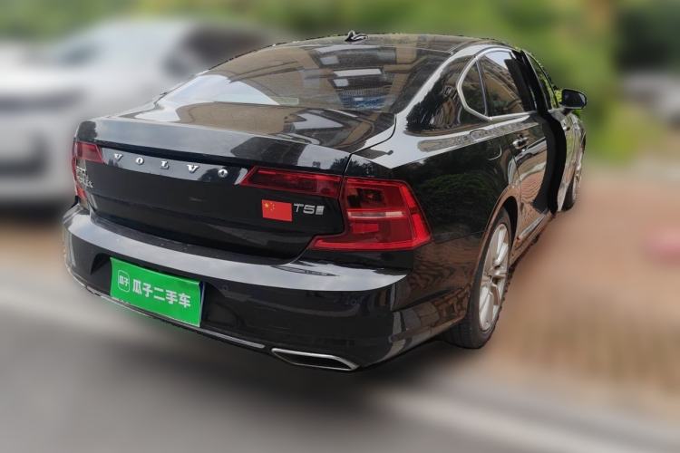 Used Volvo S90 2020 T4 SmartDrive Luxury Edition Rear Right 45 Deg