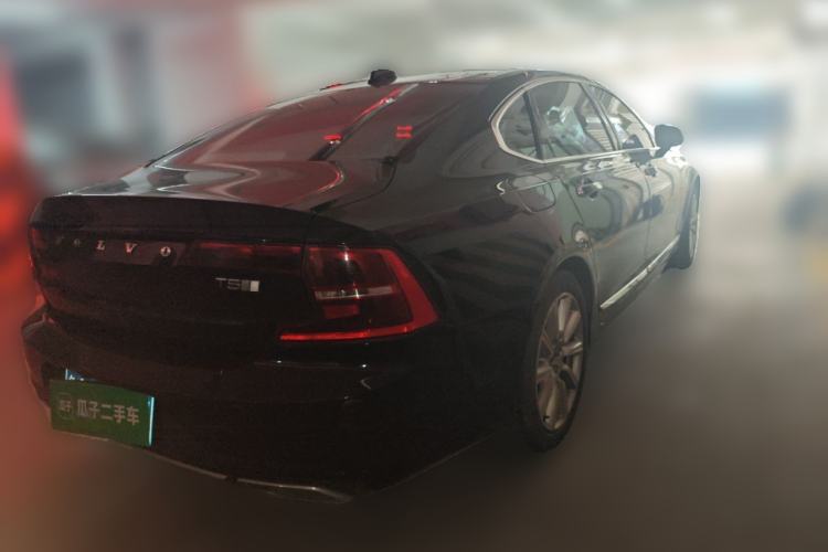 Used Volvo S90 2020 T5 Zhiyi Luxury Edition Rear Right 45 Deg