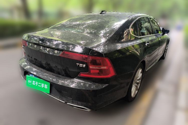 Used Volvo S90 2020 Facelift T5 Smart & Luxurious Edition Rear Right 45 Deg