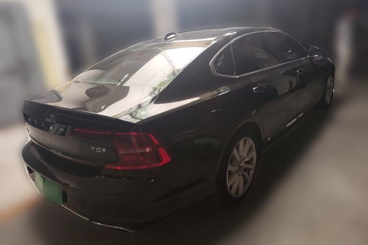Used Volvo S90 2020 T5 Zhiyuan Luxury Edition Rear Right 45 Deg