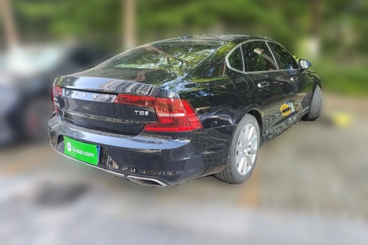 Used Volvo S90 2020 T5 Zhiyi Luxury Edition Rear Right 45 Deg