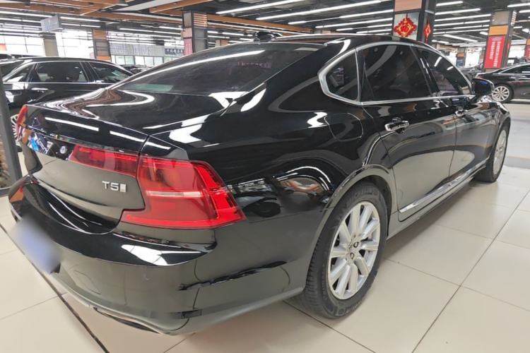 Used Volvo S90 2020 T5 Zhiyi Luxury Edition Rear Right 45 Deg