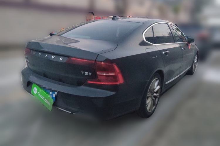 Used Volvo S90 2020 Facelifted T5 Zhiyi Luxury Edition Rear Right 45 Deg
