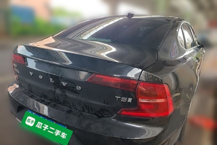 Used Volvo S90 2020 T5 Zhiyi Luxury Edition Rear Right 45 Deg