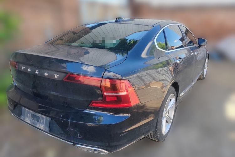 Used Volvo S90 2020 T5 Zhiyi Luxury Edition Rear Right 45 Deg