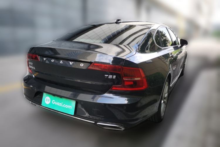 Used Volvo S90 2020 Facelift T5 Smart & Luxurious Edition Rear Right 45 Deg