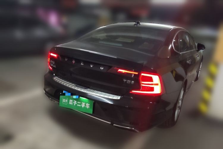 Used Volvo S90 2020 T5 Zhiyuan Luxury Edition Rear Right 45 Deg