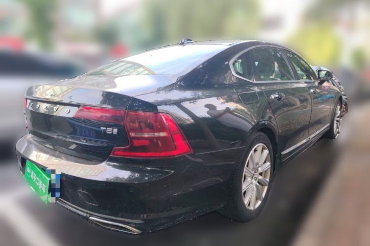 Used Volvo S90 2020 Facelift T5 Smart & Luxurious Edition Rear Right 45 Deg