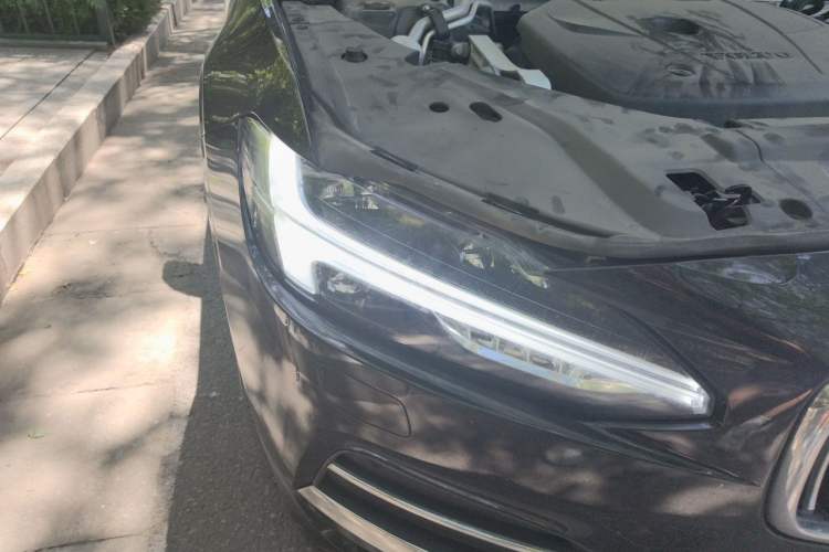 Used Volvo S90 2020 T5 Zhiyuan Luxury Edition Right Front Headlight
