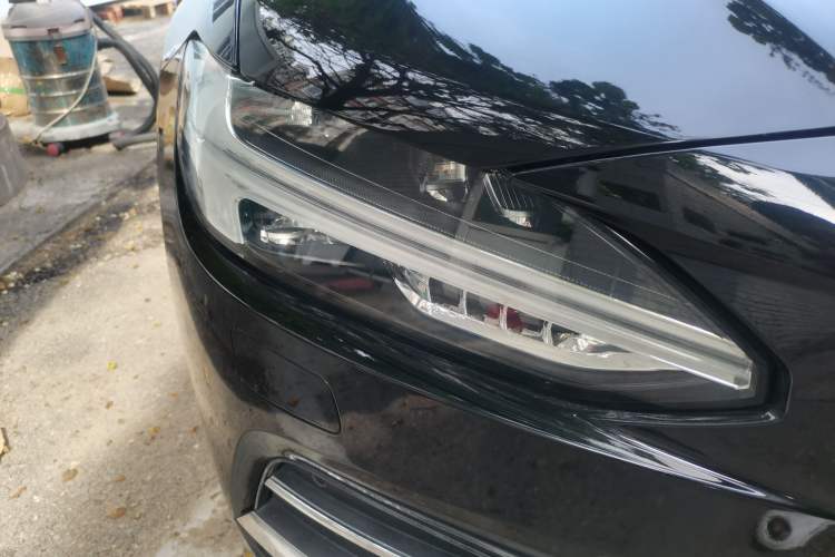 Used Volvo S90 2020 T5 Zhiyi Luxury Edition Right Front Headlight
