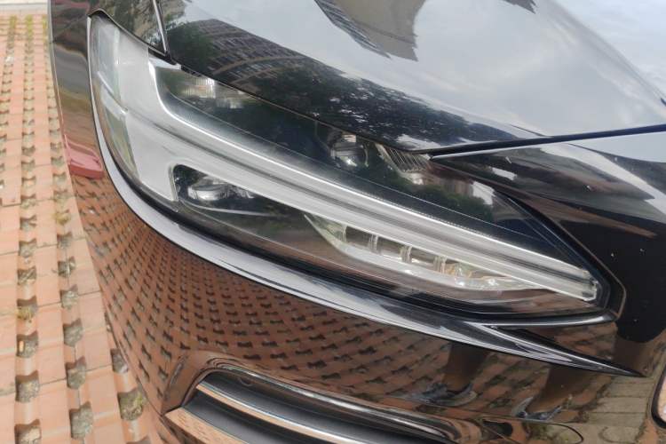 Used Volvo S90 2020 T4 SmartDrive Luxury Edition Right Front Headlight