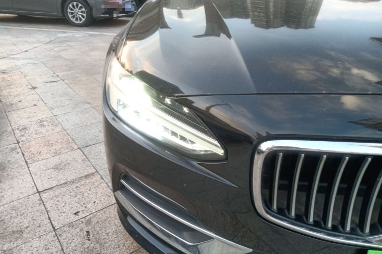 Used Volvo S90 2020 Facelift T5 Smart Luxury Edition Right Front Headlight