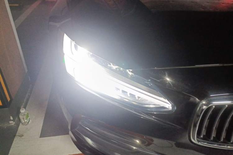 Used Volvo S90 2020 T5 Zhiyi Luxury Edition Right Front Headlight
