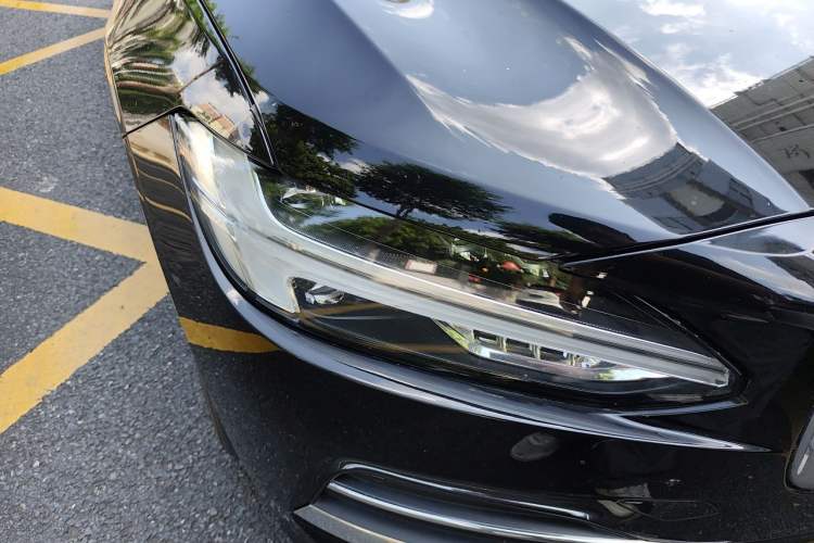 Used Volvo S90 2020 T5 Zhiyi Luxury Edition Right Front Headlight
