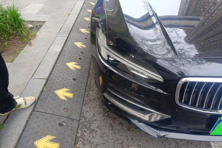 Used Volvo S90 2020 T5 Zhiyuan Luxury Edition Right Front Headlight