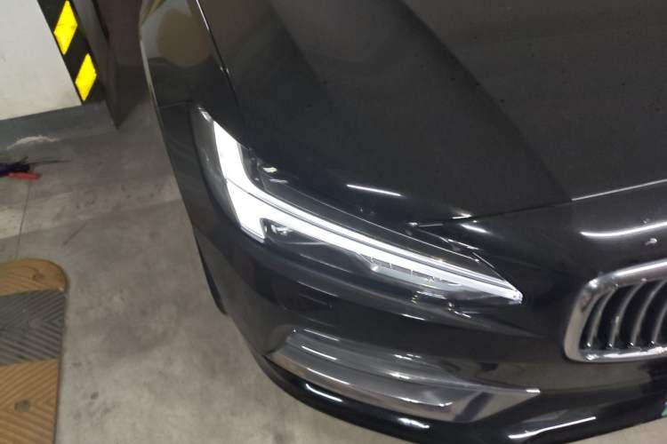 Used Volvo S90 2020 T5 Zhiyuan Luxury Edition Right Front Headlight