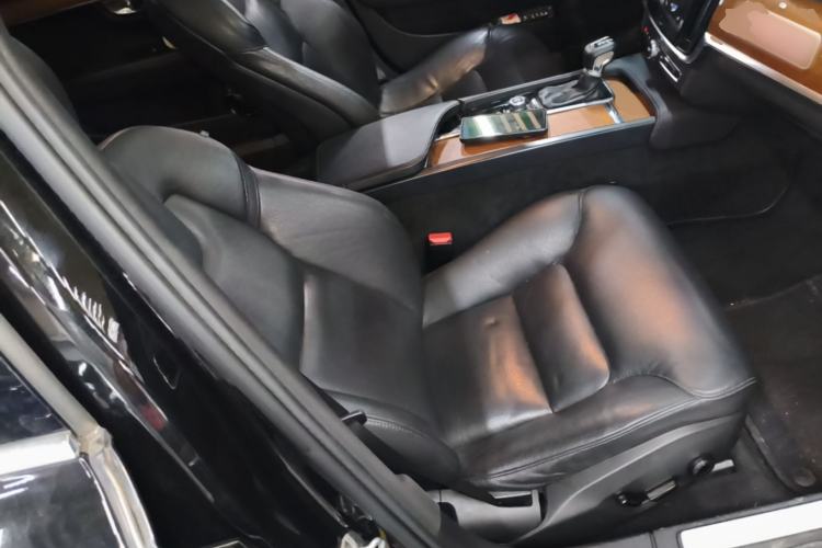 Used Volvo S90 2020 T5 Zhiyi Luxury Edition Right Front Seat