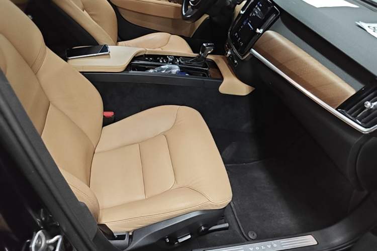 Used Volvo S90 2020 T5 Zhiyi Luxury Edition Right Front Seat
