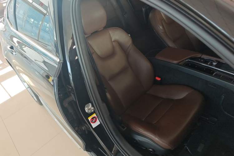 Used Volvo S90 2020 T5 Zhiyi Luxury Edition Right Front Seat