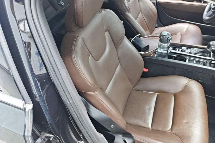 Used Volvo S90 2020 T5 Zhiyi Luxury Edition Right Front Seat