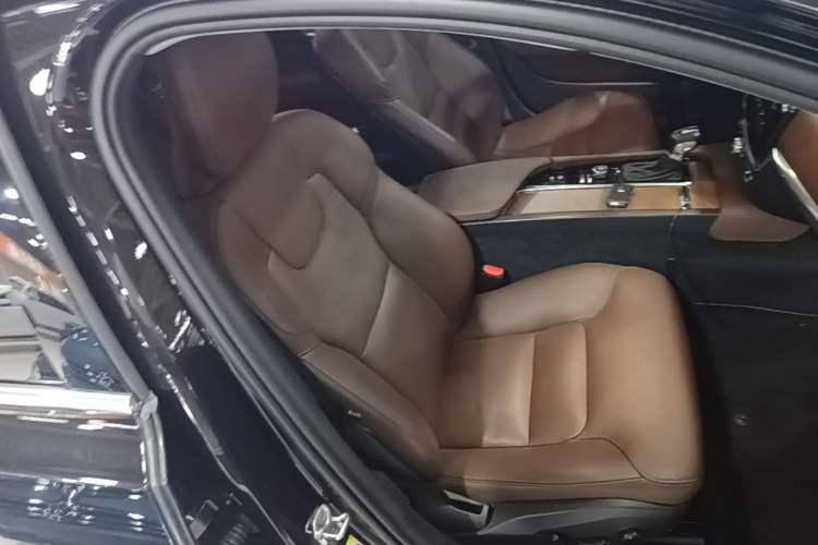 Used Volvo S90 2020 T5 Zhiyi Luxury Edition Right Front Seat