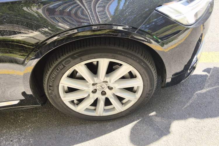Used Volvo S90 2020 T5 Zhiyuan Luxury Edition Right Front Wheel Hub