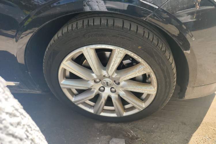 Used Volvo S90 2020 Facelifted T5 Zhiyi Luxury Edition Right Front Wheel Hub