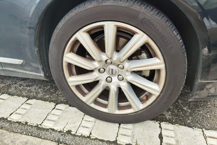 Used Volvo S90 2020 T5 Zhiyi Luxury Edition Right Front Wheel Hub