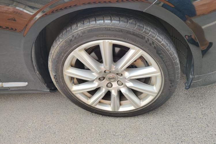 Used Volvo S90 2020 T5 Zhiyuan Luxury Edition Right Front Wheel Hub