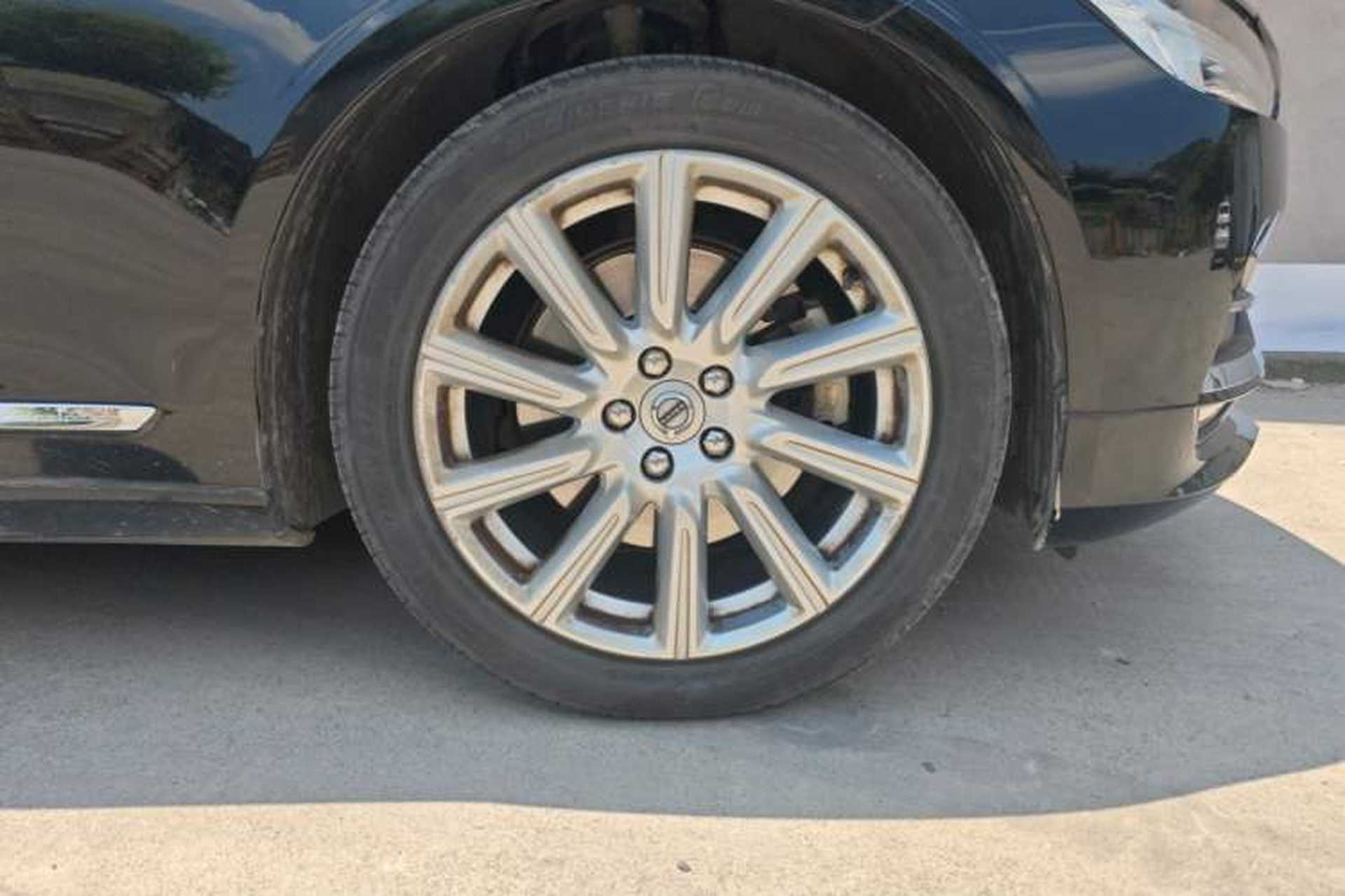 Used Volvo S90 2020 T5 Zhiyi Luxury Edition Right Front Wheel Hub