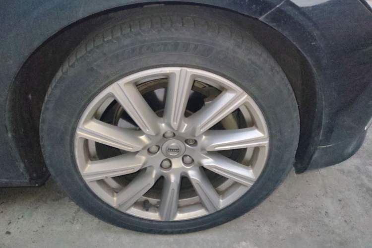 Used Volvo S90 2020 Facelifted T5 Zhiyi Luxury Edition Right Front Wheel Hub