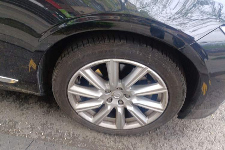 Used Volvo S90 2020 T5 Zhiyuan Luxury Edition Right Front Wheel Hub